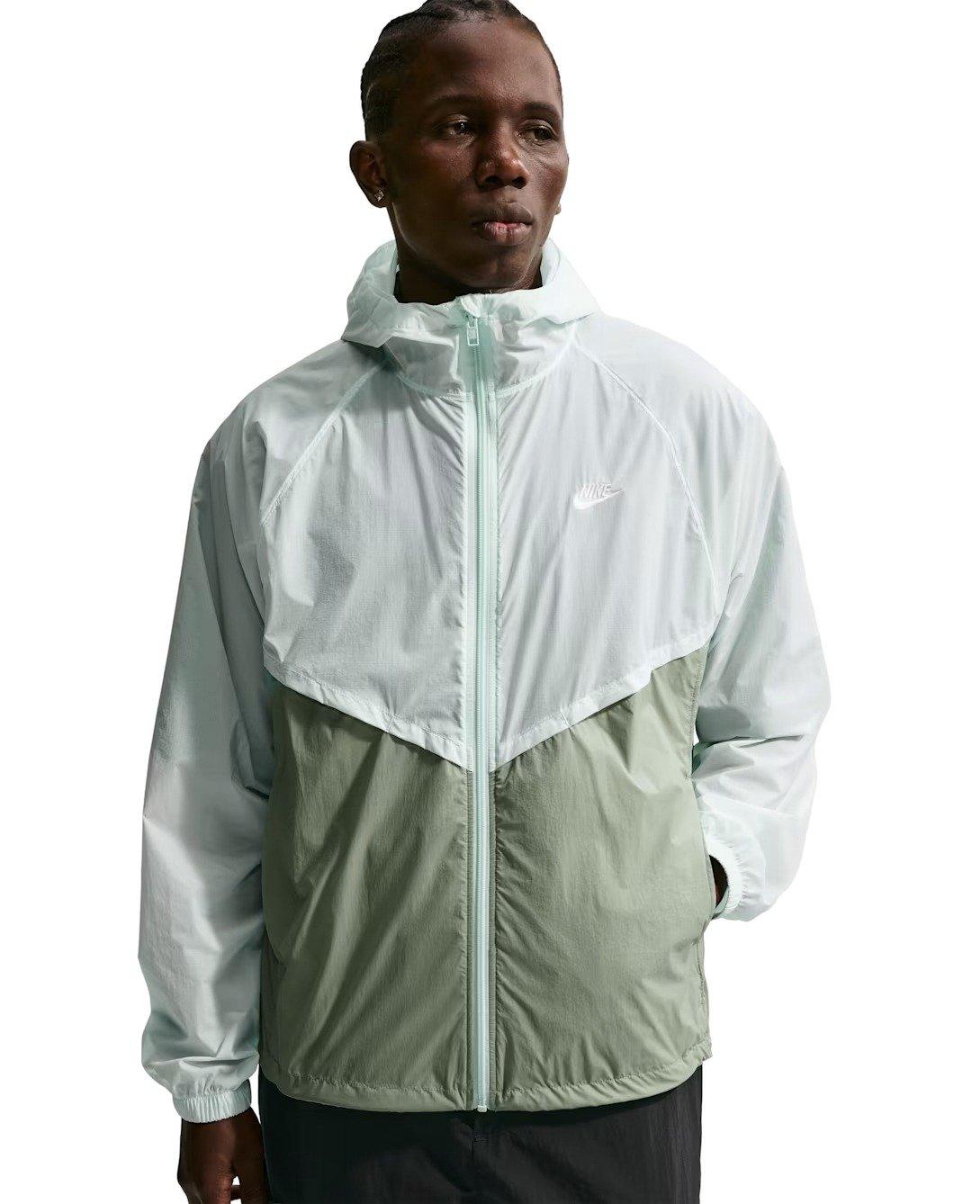 Nike Men's Windrunner Unlined Full-Zip UV Jacket - GREEN